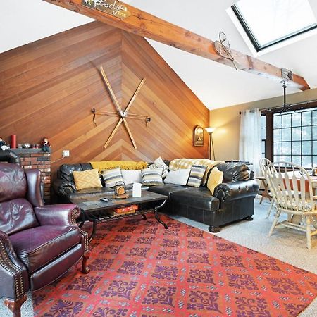 バートレット Whispering Brook Townhouseヴィラ エクステリア 写真